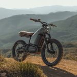 Sur-ron light bee x offroad : test en chemins, préparation et accessoires indispensables