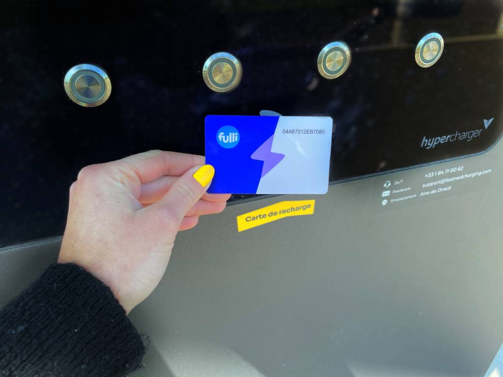 Carte de recharge électrique : guide pratique pour débutants